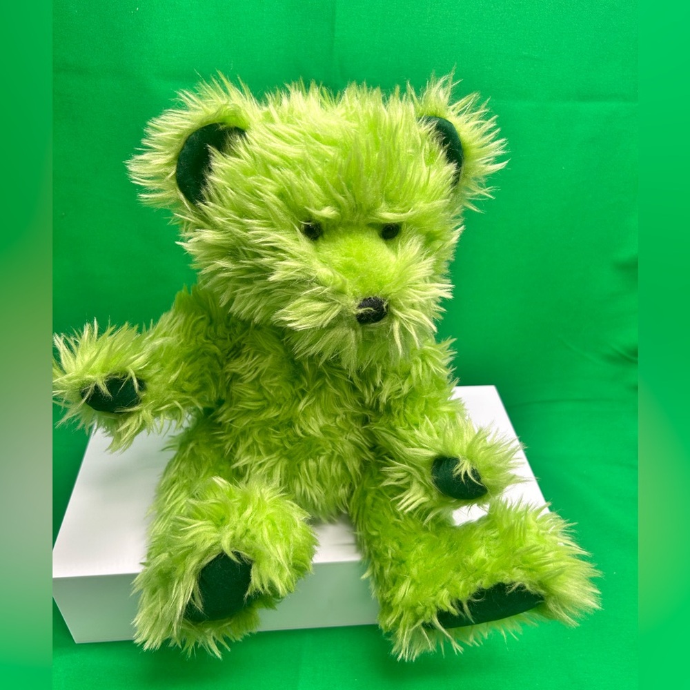 Vintage Teddy Bear Plush Y2k Sunshine Bears Limebeary Jointed St. Patrick 12”